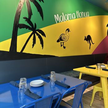 Onolicious Hawaii - Inside - Hawaiian Near Me - Cincinnati, Ohio Onolicious Hawaii - Inside - Hawaiian Near Me - Cincinnati, Ohio