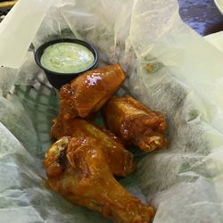 Momm's Antique Bar & Grill - Perfect crispy wings with the right amount of heat!