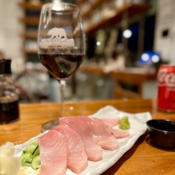 Bear Flag Fish - Yellowtail sashimi - Seafood Markets Near Me - Newport Beach, California
