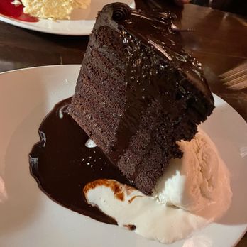 Metropolitan Grill - Decadent chocolate cake!! - American Near Me - Seattle, Washington Metropolitan Grill - Decadent chocolate cake!! - American Near Me - Seattle, Washington