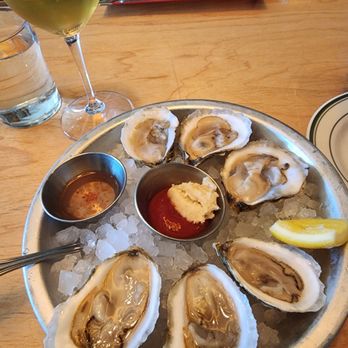 Voyager - $2 Happy Hour Shucks - Seafood Near Me - Ferndale, Michigan Voyager - $2 Happy Hour Shucks - Seafood Near Me - Ferndale, Michigan