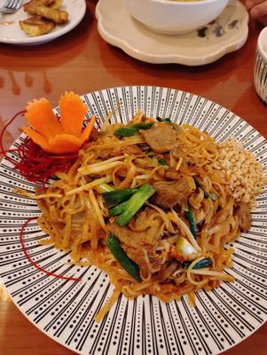 Lamoon Thai Restaurant by null