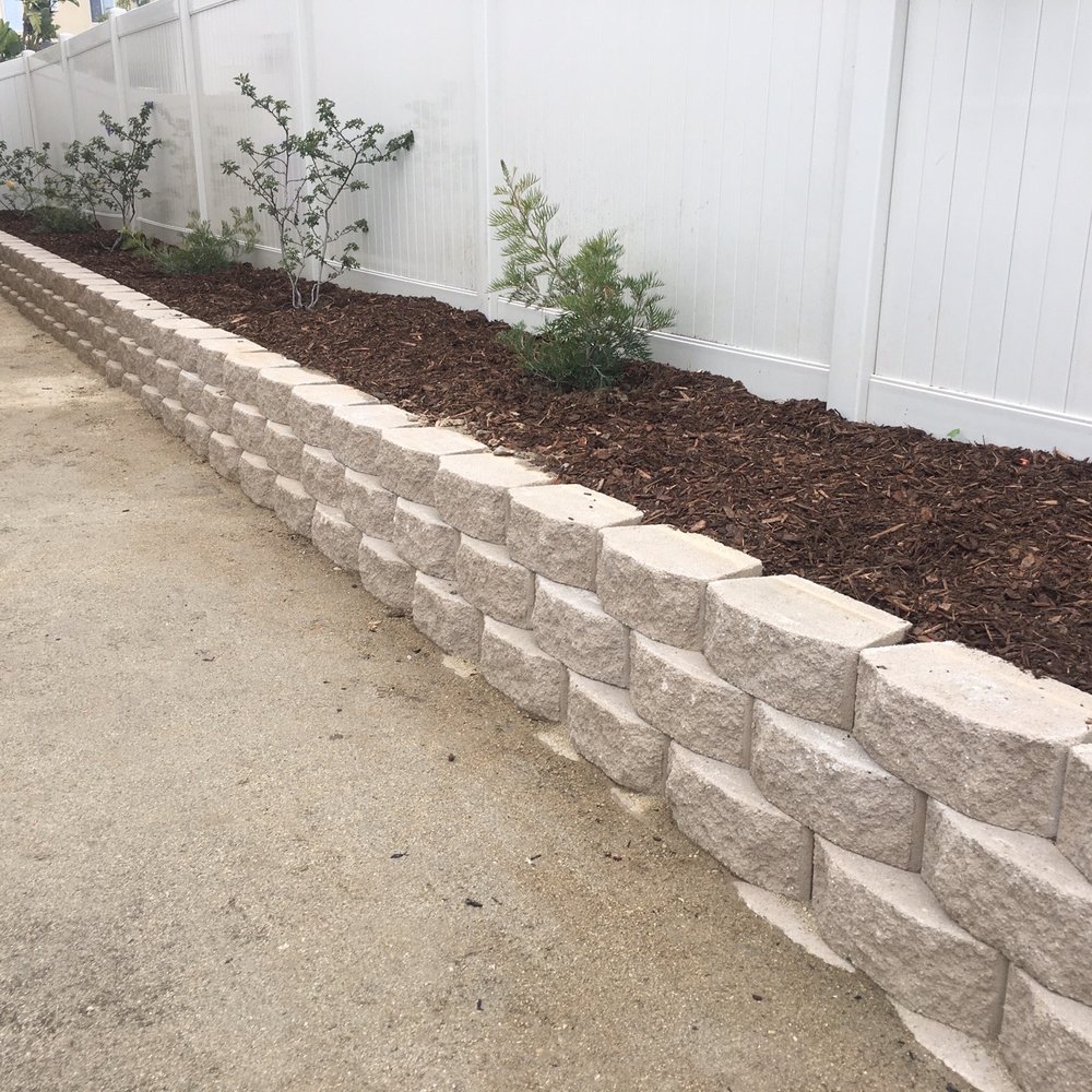 Del Mar Landscapes - Retaining wall with decomposed granite pathway - Landscaping Near Me - San Diego, California Del Mar Landscapes - Retaining wall with decomposed granite pathway - Landscaping Near Me - San Diego, California