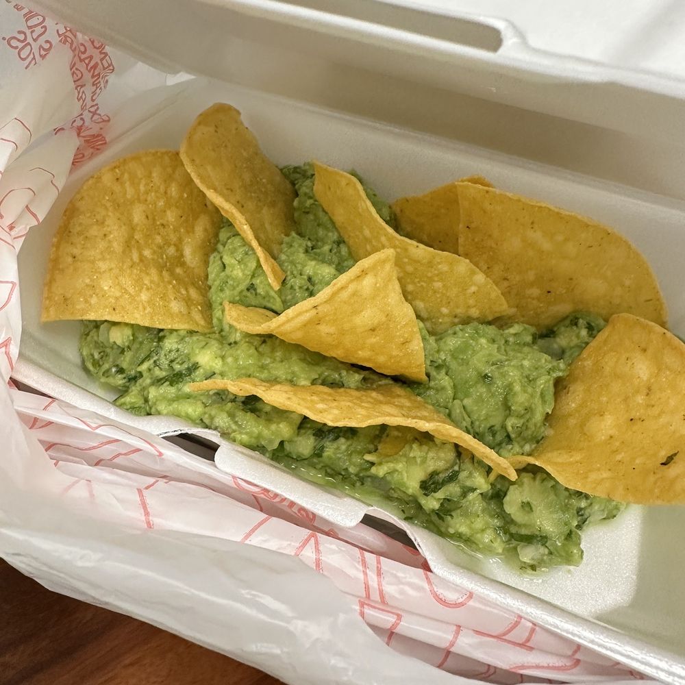 Chips And Guacamole Taco Bell