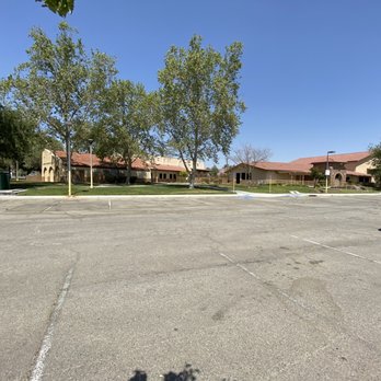 La Sierra Park - Parks Near Me - Riverside, California