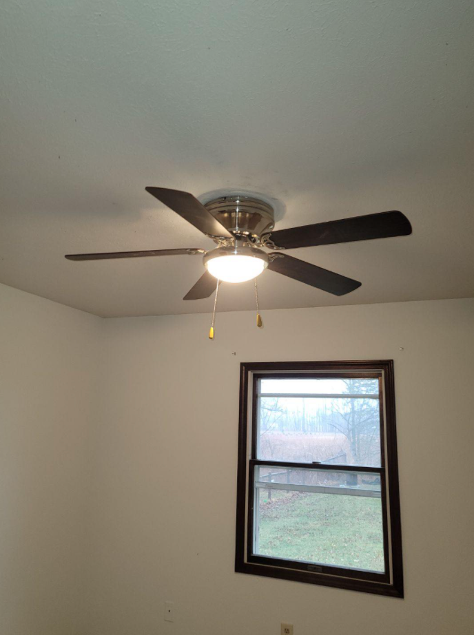 Slide of Eric's handyman services