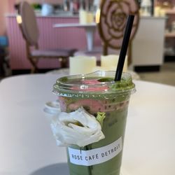 Rose Cafe - Strawberry Matcha