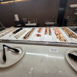 100 Buffet - Sushi bar