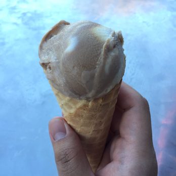 Icekrimski Cafe - Tiramisu gelato. - Ice Cream & Frozen Yogurt Near Me - Davis, California