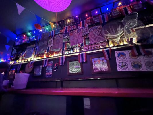 Short Round / Crying Tigers by null