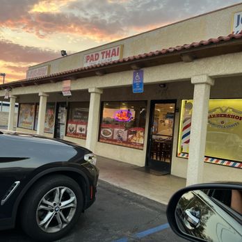 Miss Pad Thai - Thai Near Me - Moreno Valley, California
