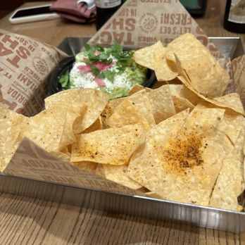 Lime Fresh Mexican Grill - Chips & Guac - Mexican Near Me - Miami, Florida Lime Fresh Mexican Grill - Chips & Guac - Mexican Near Me - Miami, Florida