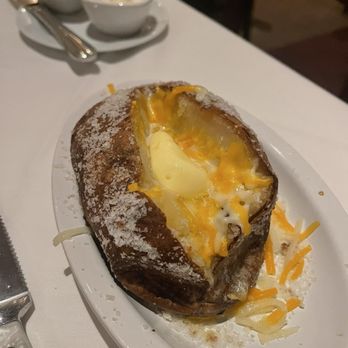 Fleming’s Prime Steakhouse & Wine Bar - Baked Potato Plain - Steakhouses Near Me - Memphis, Tennessee