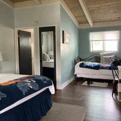 Smiley's Schooner Saloon - Smileys Hotelroom