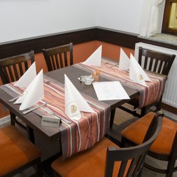 Goldener Löwe - Ristorante & Pizzeria Goldener Löwe in Tübingen - Hirschau
