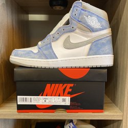 Shoeboxx Houston - Jordan 1s