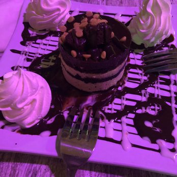 Shuckers - Chocolate and peanut butter dessert - Seafood Near Me - Jensen Beach, Florida