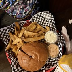True Legends Grill - Smash Burger