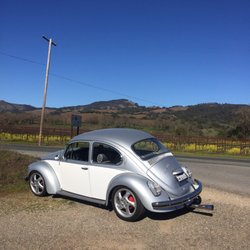 Lonchera Emely - There is dirt to park. But the view is beautiful...