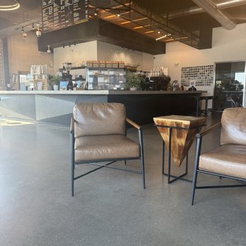 Hando Coffee Bar - Inside - Coffee & Tea Near Me - Manvel, Texas