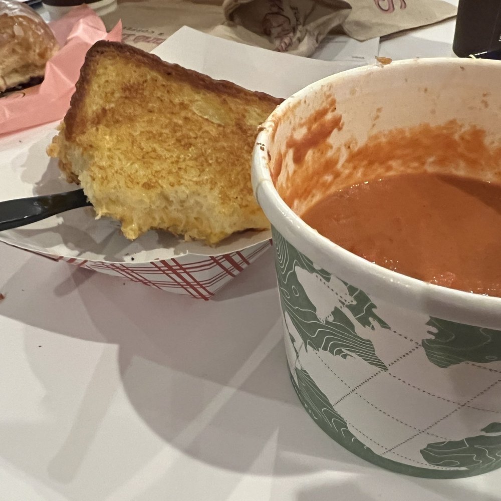 Grilled cheese &tomato soup Grilled cheese &tomato soup