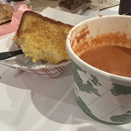 Grilled cheese &tomato soup Grilled cheese &tomato soup
