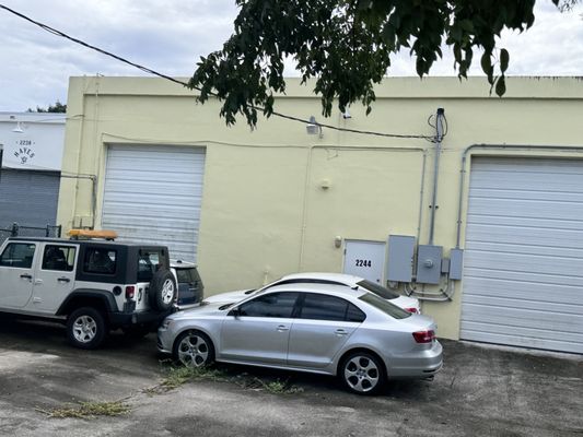 A-Star Contractors Logo