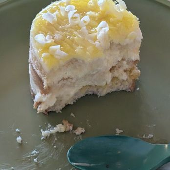 Kensley’s Acai & Cafe - Piña colada cake - Acai Bowls Near Me - Chesapeake, Virginia