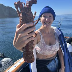 Peace Dive - My first lobster!