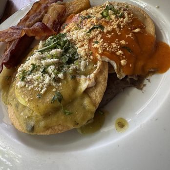 Valentin Imperial Maya - Divorced eggs - Hotels Near Me - Playa del Carmen, ROO