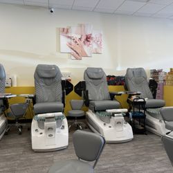 Mochi Nail & Spa