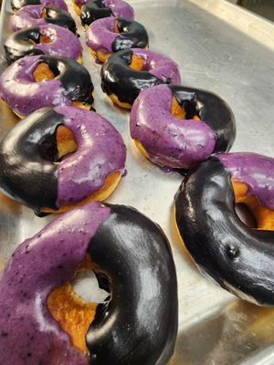 Zuri's Gourmet Donutz by null