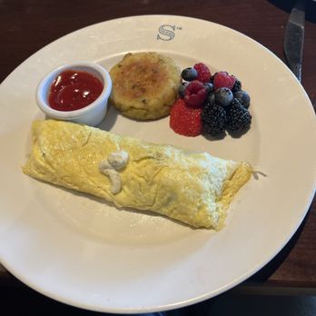 SAVR - Beef Tenderloin & Boursin Cheese Omelette - American Near Me - Boston, Massachusetts SAVR - Beef Tenderloin & Boursin Cheese Omelette - American Near Me - Boston, Massachusetts