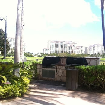 Beach Villas at Ko Olina - Outdoor wolf BBQ grills - Resorts Near Me - Kapolei, Hawaii