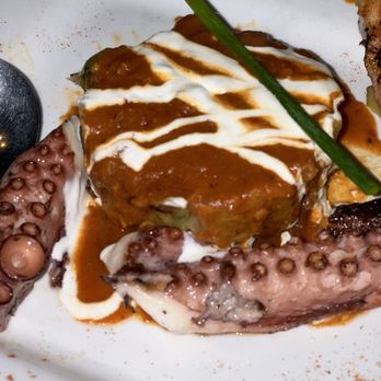 La Parra Restaurant & Bar - Octopus! - Mediterranean Near Me - Berwyn, Illinois La Parra Restaurant & Bar - Octopus! - Mediterranean Near Me - Berwyn, Illinois