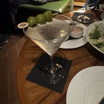 The Street Bar - Martini - Bars Near Me - Boston, Massachusetts