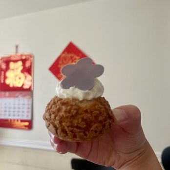 Browned - Taro salted yolk cream puff - Coffee & Tea Near Me - San Gabriel, California Browned - Taro salted yolk cream puff - Coffee & Tea Near Me - San Gabriel, California