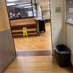 St. John’s Riverside Hospital - Dobbs Ferry - No one around anywhere in the ER no less