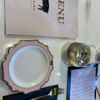 Breaking Dawn Brunch - Table setup - Breakfast & Brunch Near Me - Los Gatos, California Breaking Dawn Brunch - Table setup - Breakfast & Brunch Near Me - Los Gatos, California