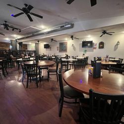 Fire Pitt - Nice dining room