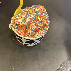 Sweet Stuff - Cookie dough with sprinkles