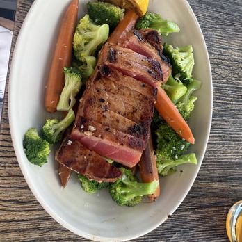 Danville Brewing - Paleo Bowl with ahi - Breweries Near Me - Danville, California Danville Brewing - Paleo Bowl with ahi - Breweries Near Me - Danville, California