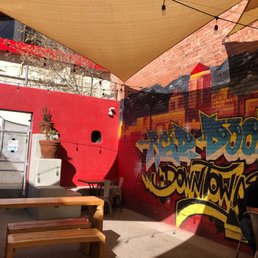 Sweet patio in the back!   Used to be Blackbird back in the day