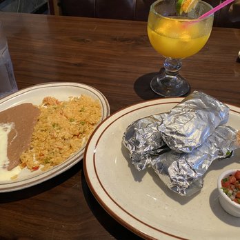 El Tequila Mexican Restaurant - Baja Fish Tacos with rice and beans Mango margarita - Mexican Near Me - Tulsa, Oklahoma