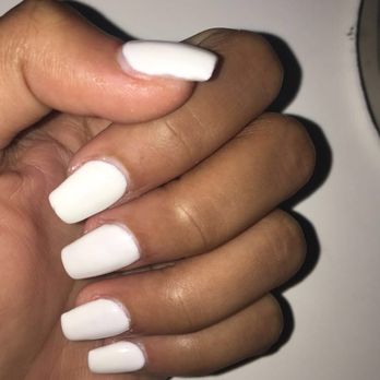 Moon's Nails and Spa - Right after my appointment - You can see the space between the cuticle and the nail polish. - Nail Salons Near Me - Davis, California