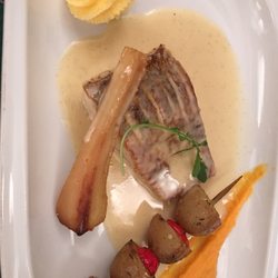Le Verre Gourmand - " Le Sandre Rôti sur la Peau, beurre blanc à la Vanille Bourbon " Pour changer de cette carte gourmande, un délicieux met !