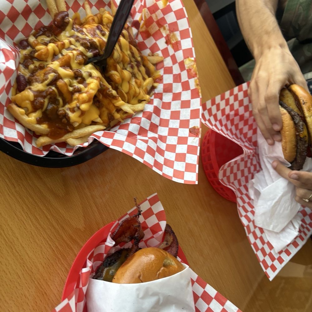 Amy's Burgers - 40 min wait for this lol what a joke - Burgers Near Me - Las Vegas, Nevada Amy's Burgers - 40 min wait for this lol what a joke - Burgers Near Me - Las Vegas, Nevada