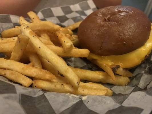 District 9 Draught Haus by null