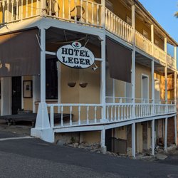 Hotel Leger