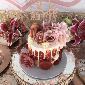 Pin Up Cakes - Patisserie/Cake Shop Near Me - Whittier, California